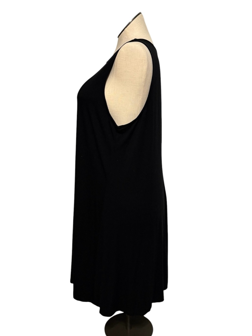 Old Navy Black Sleeveless Midi Swing Dress with Crew Neck - Picture 2 of 4